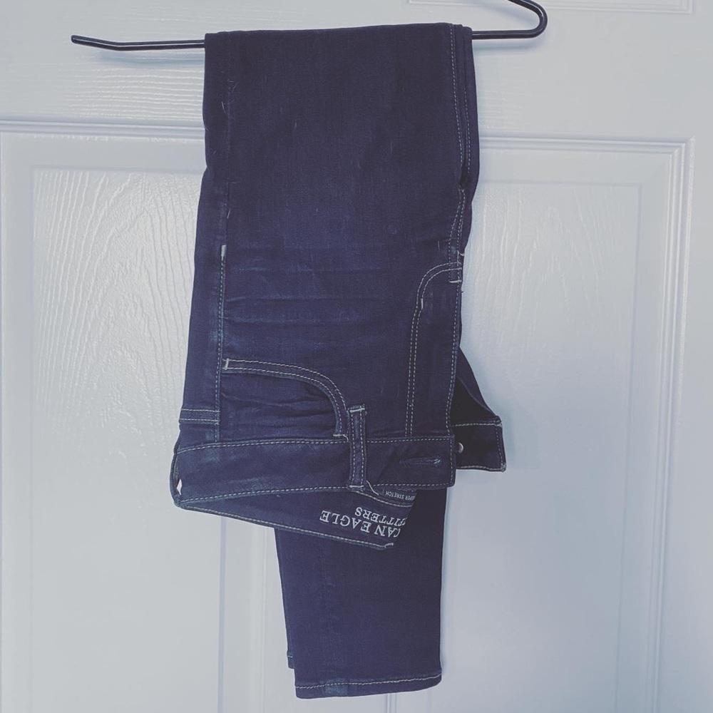 ❗️SOLD❗️Super Stretch Deep Blue AE Jeggings